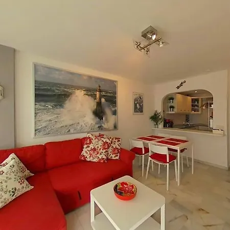 Apartment Tranquilo , Soleado Cerca De La Playa